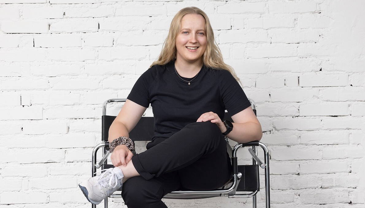 Angela Stoller